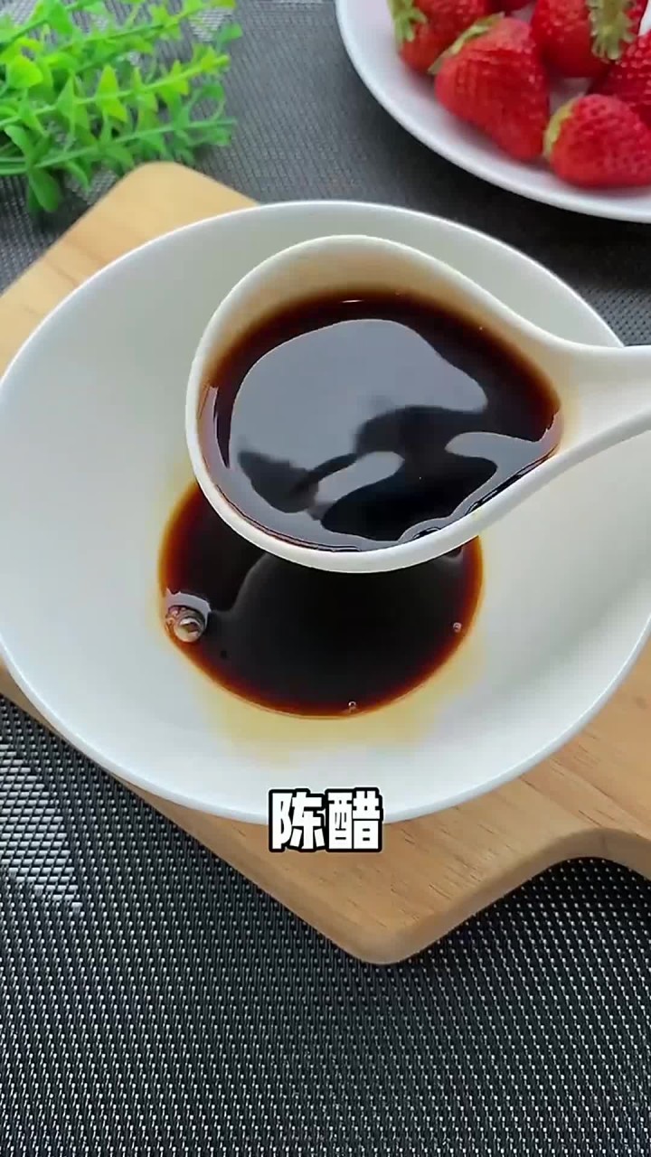跟于大爷学做独家白斩鸡,不仅做法简单味道还真的特别好吃~