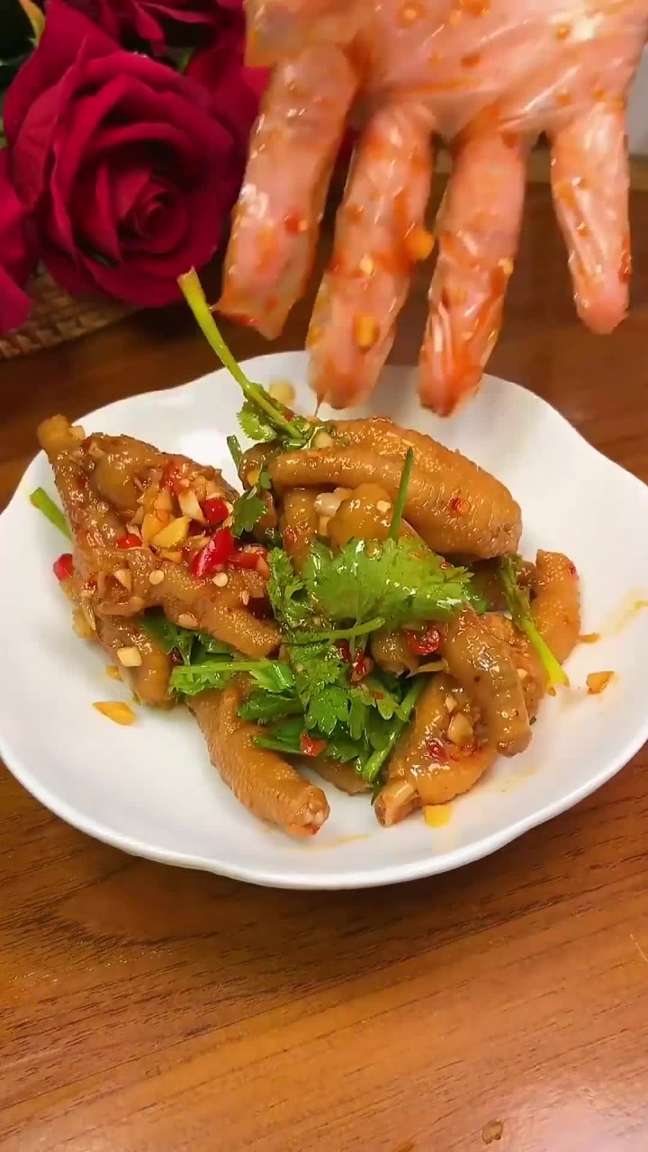 柠檬鸡爪这样做颜色好看又入味,太适合这炎炎夏日了