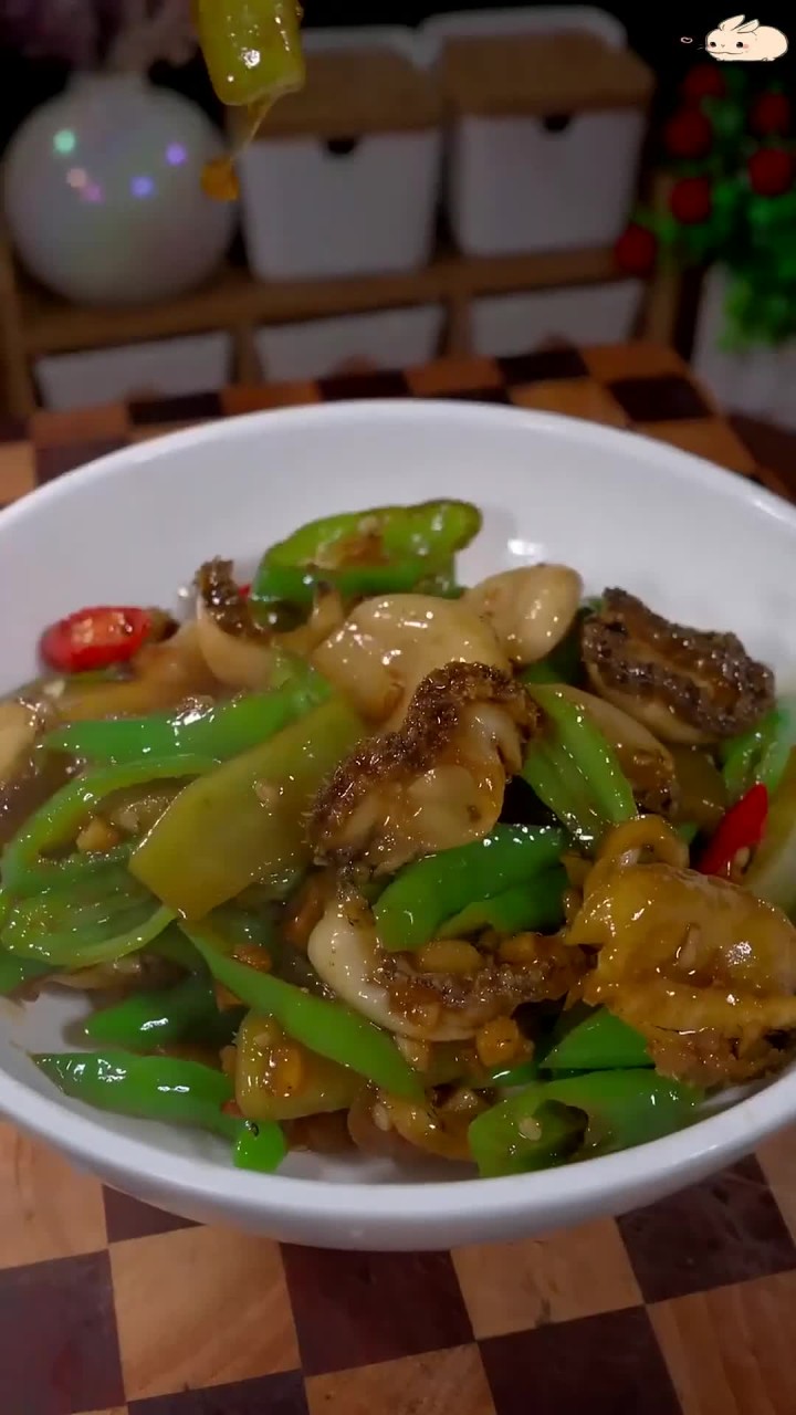 香辣鲍鱼炒饭,简简单单美味无比,快来试试!
