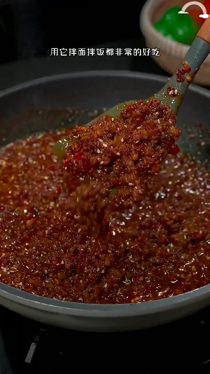 香菇肉酱制作教程,鲜香可口易保存,面饭夹馒头皆美味