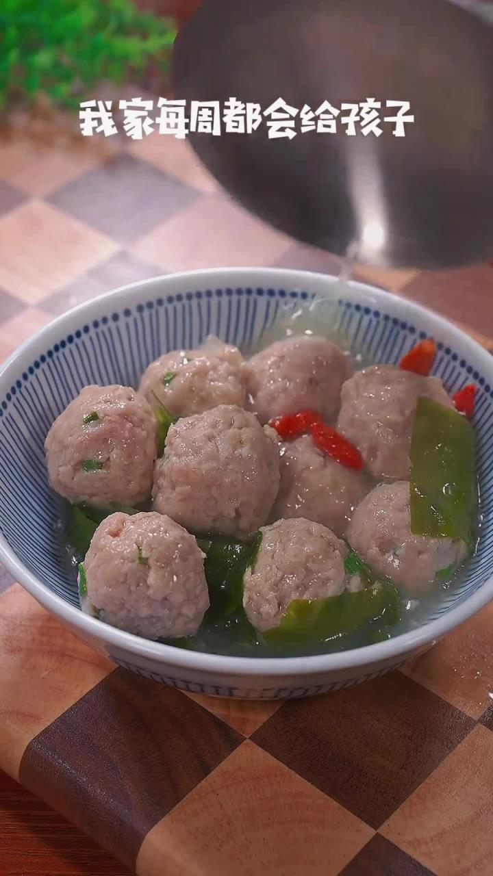 春季家有孩子,饮用这个鲜美营养汤,健康又美味～