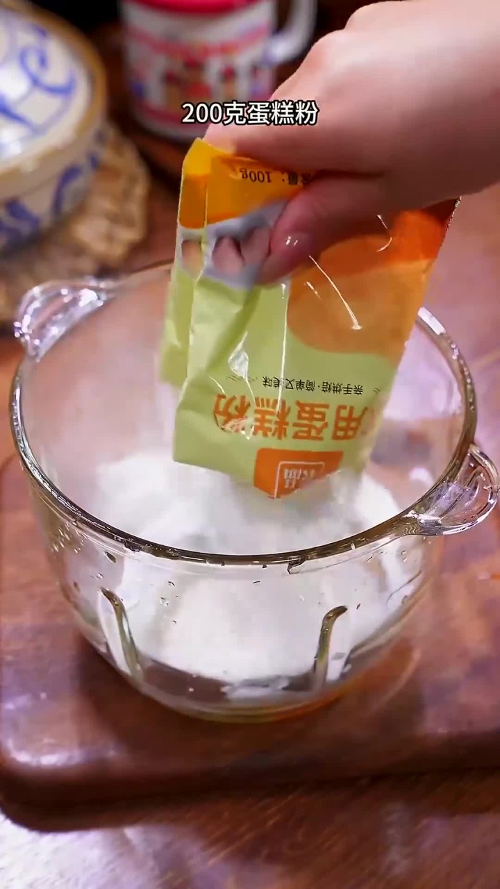 真没想到,好看又好吃的纸杯蛋糕,做起来竟然这么简单～