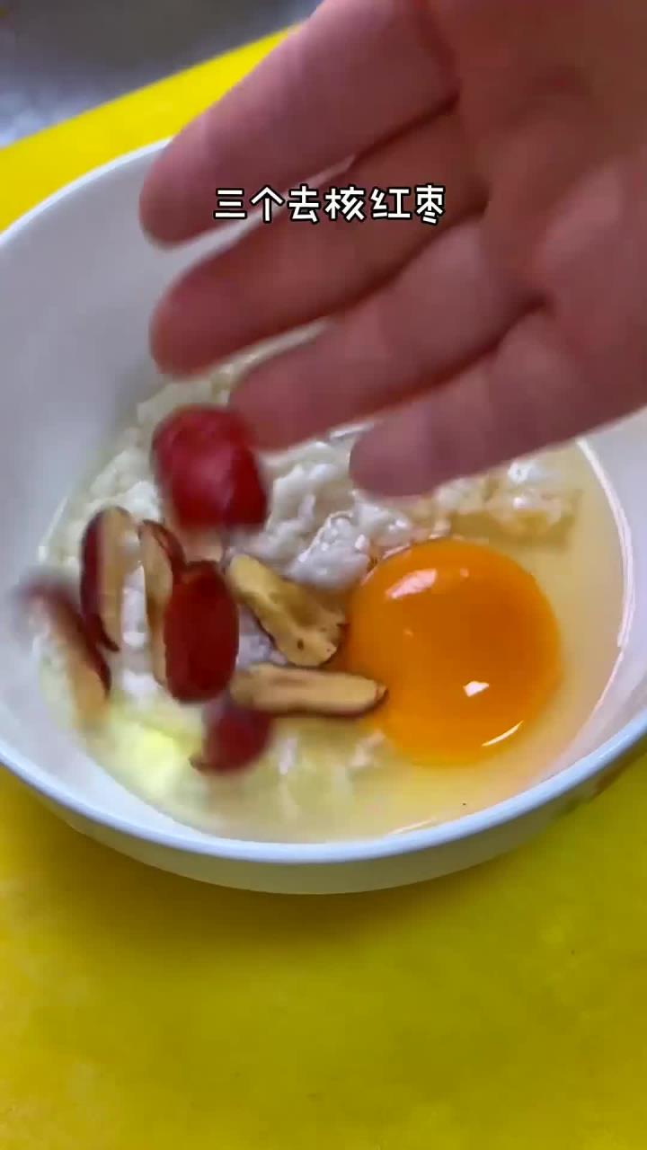 最近太喜欢这个醪糟蒸鸡蛋了,尤其是经期前后的那几天,喝了从头暖到脚