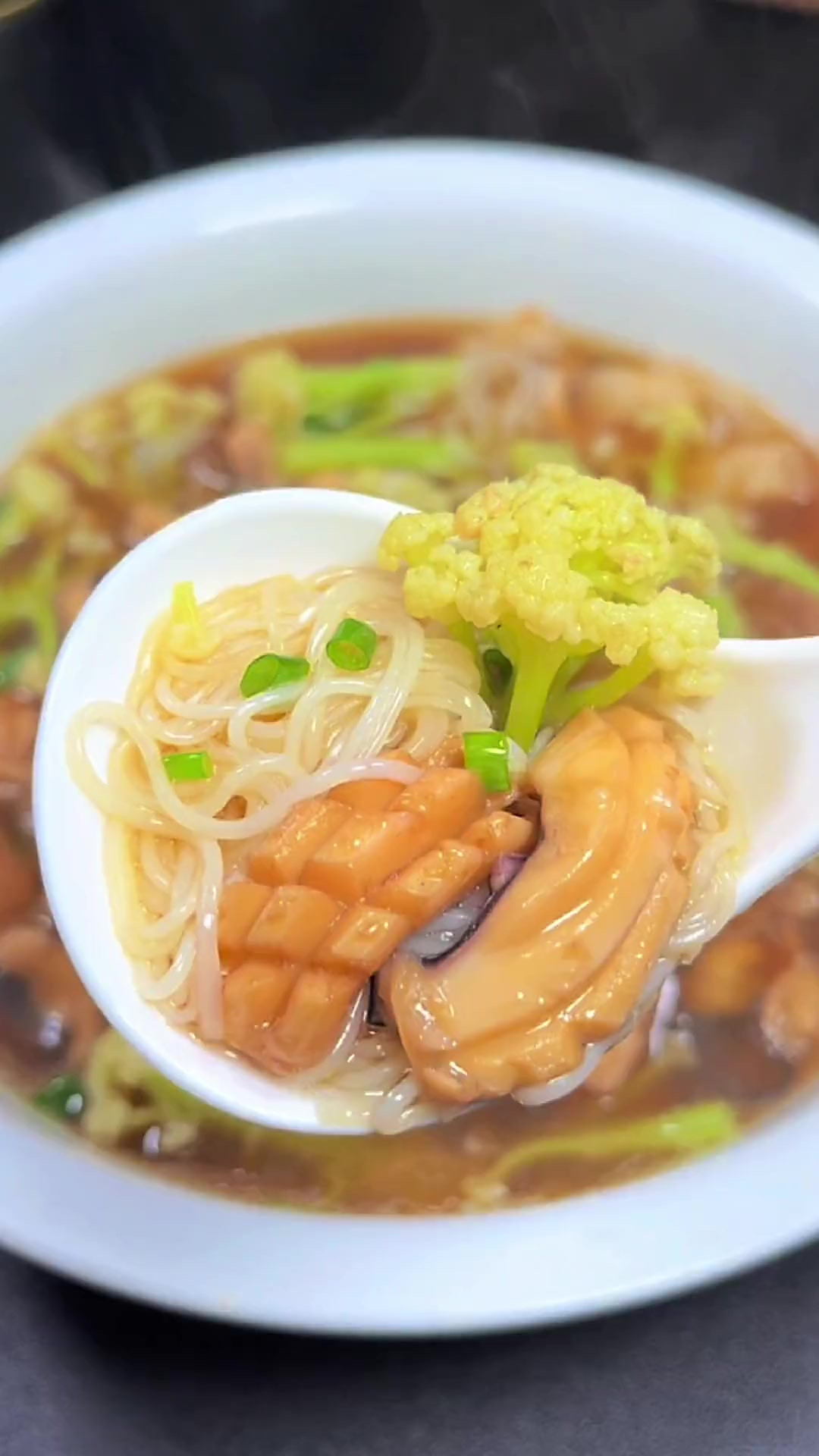 很多人墨鱼粉丝多吃过.但怎么做的好吃都不了解