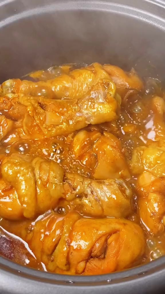 在家用电饭煲做的奥尔良鸡腿,孩子怎么吃都不够!