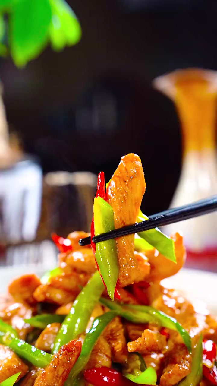 家常下饭菜小炒鸡胸肉,三十秒今天教会您!