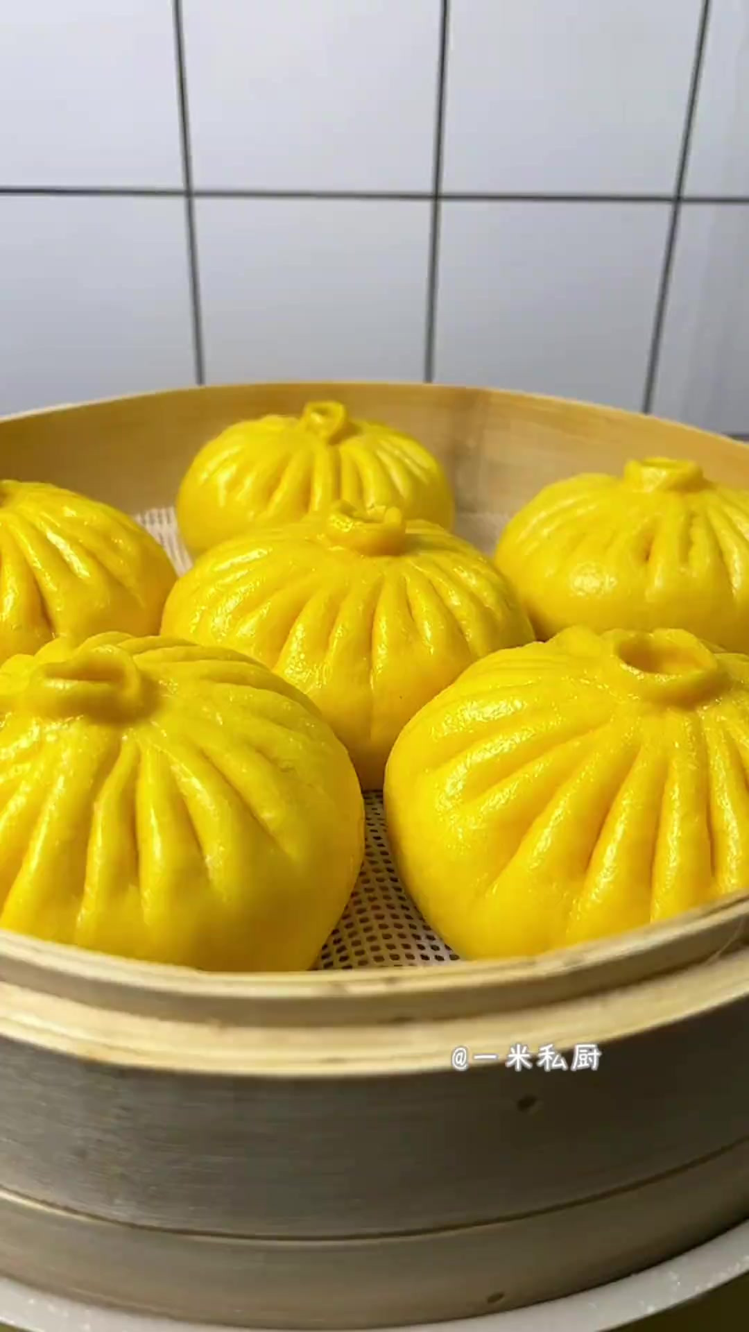 不喜欢吃肉包的,一定要试试这个香菇青菜包,素包届的天花板