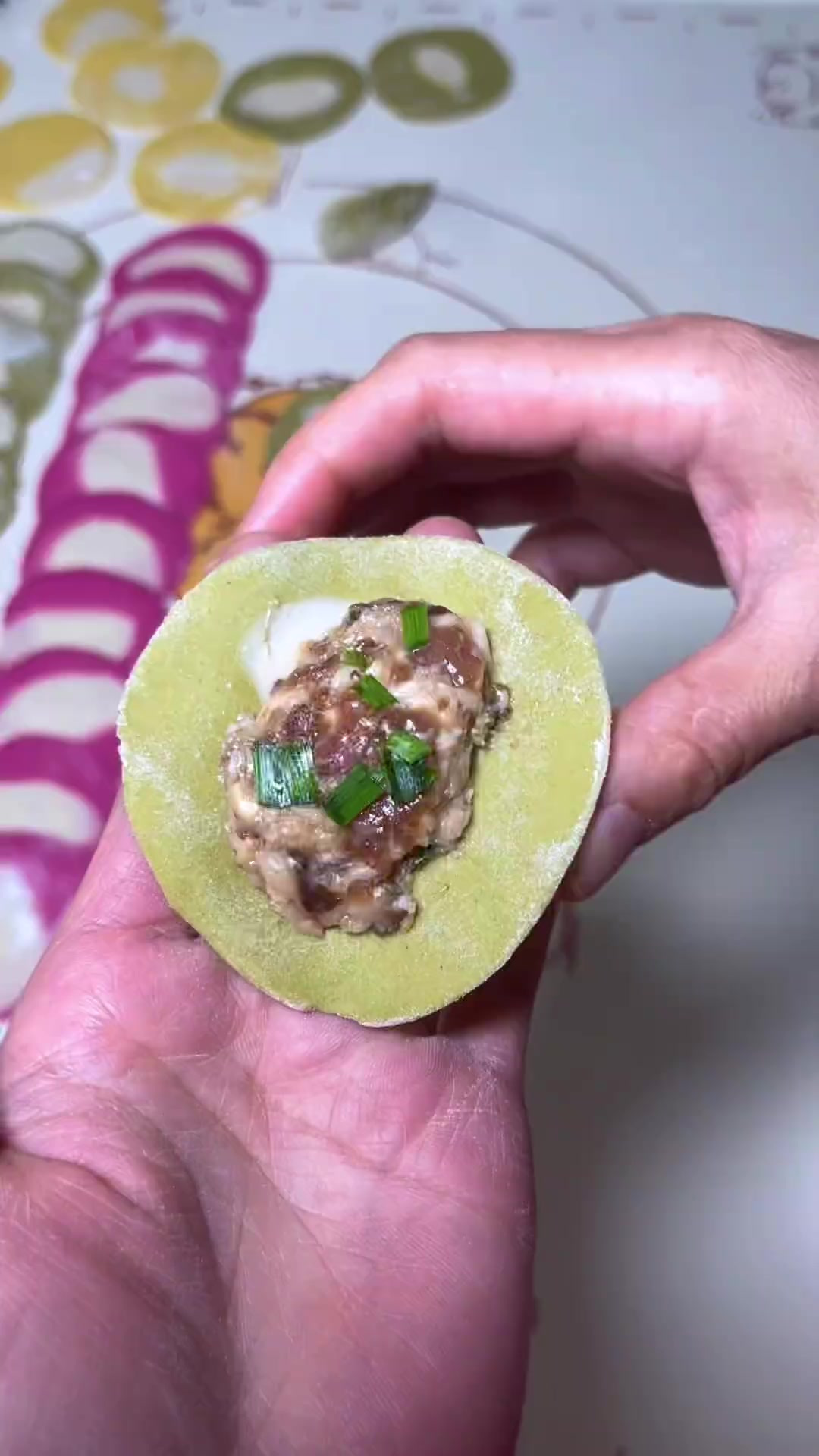 柳叶饺子简单的包法