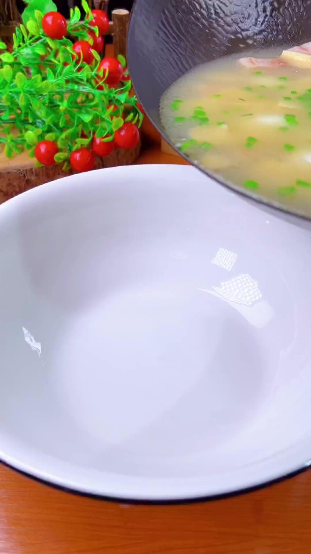 春天我就爱吃个鲜，咸肉炖春笋快安排上～