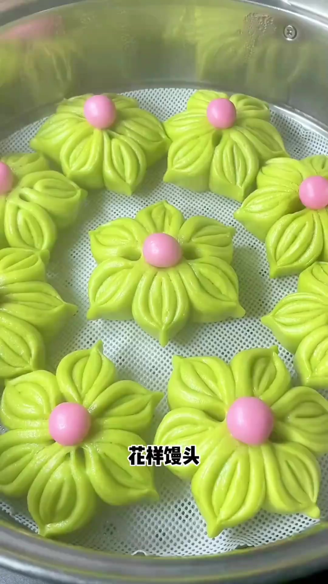 大家快点做起来吧菠菜汁花样面食