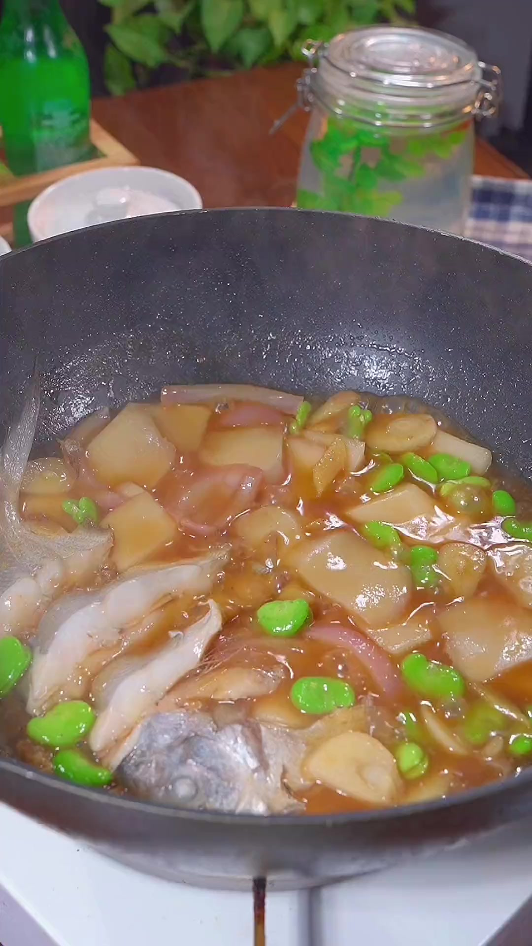 鲳鱼的鲜加上年糕的糯，真的太好吃了