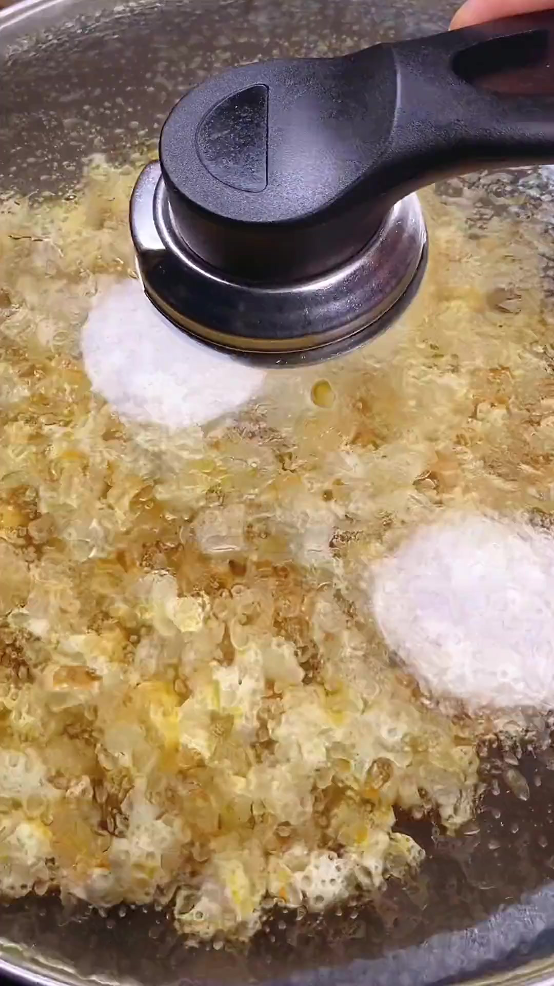 教你在家做爆米花，简单好吃还健康，最重要的是非常实惠