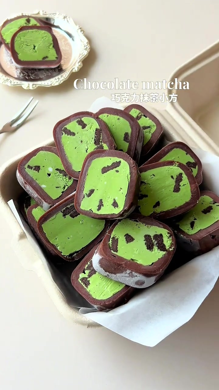 只要平底锅就可以做出的巧克力抹茶奶酪小方快艾特你闺蜜给你