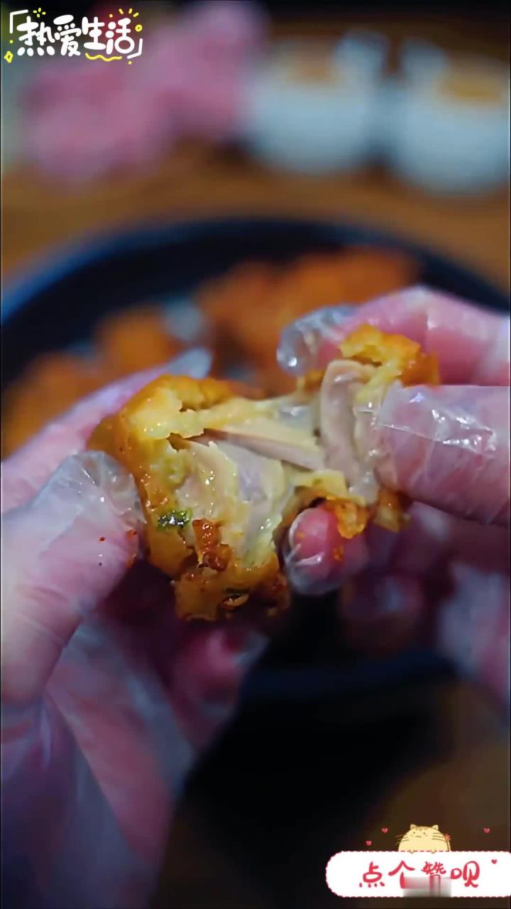 这样炸的鸡块不仅入味还非常好吃!