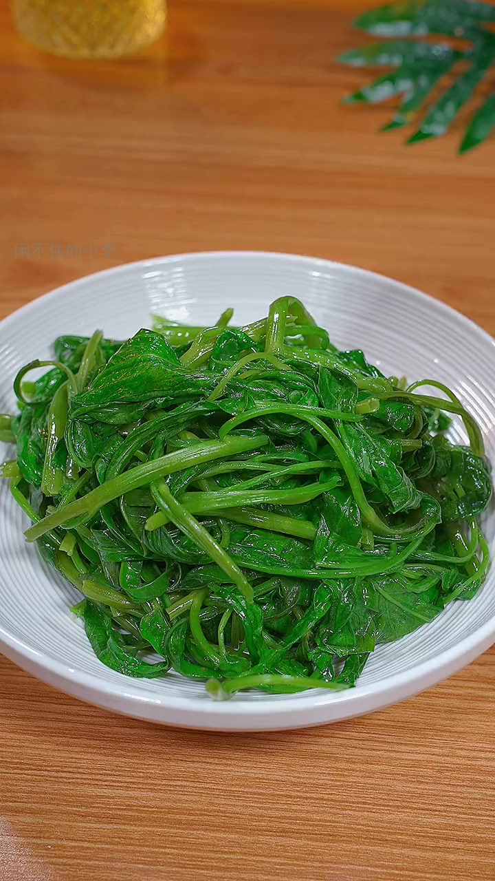 一根空心菜竟让大厨赞不绝口,秘诀在此!