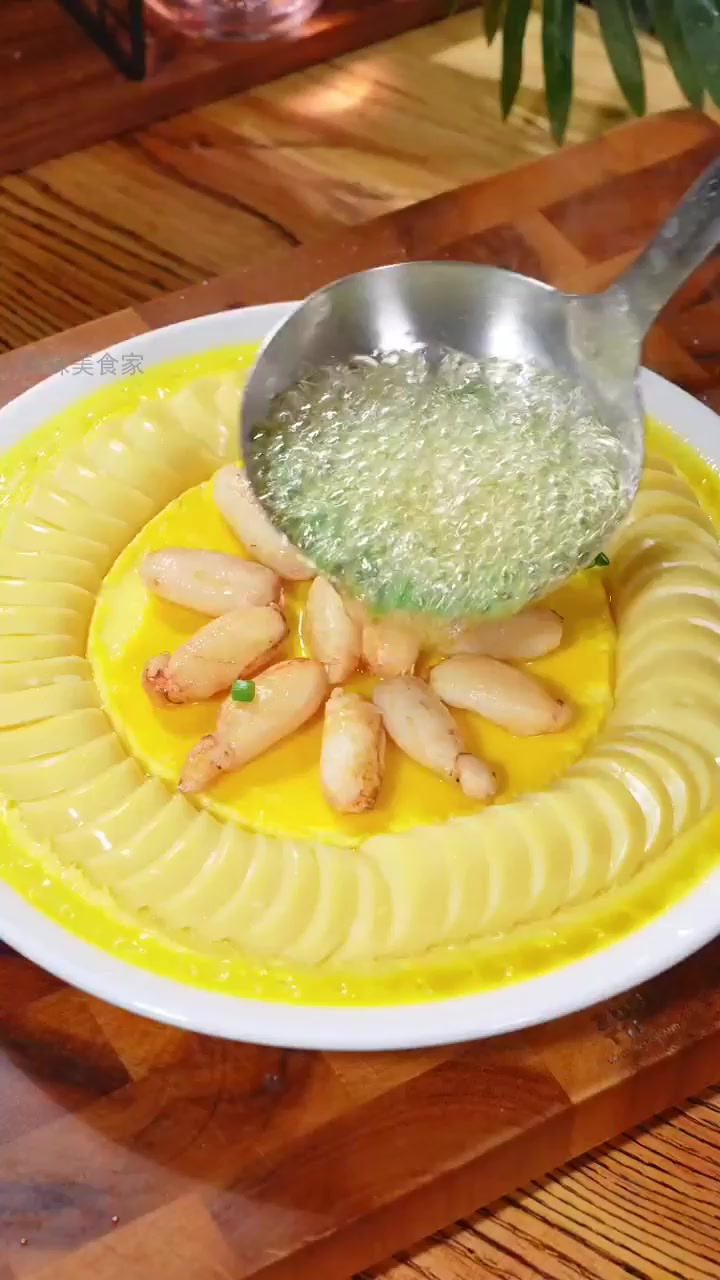 海边人私藏的蟹腿肉蒸蛋秘方,鲜嫩无比!