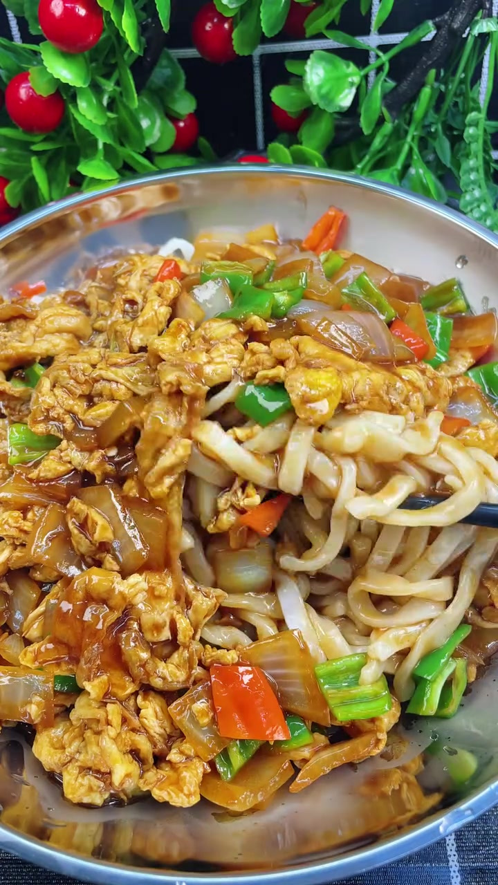 鸡蛋酱拌面，大家喜欢吗