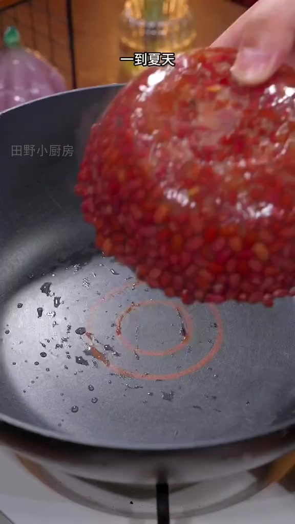 夏日必备!在家轻松做出红豆椰汁西米露!