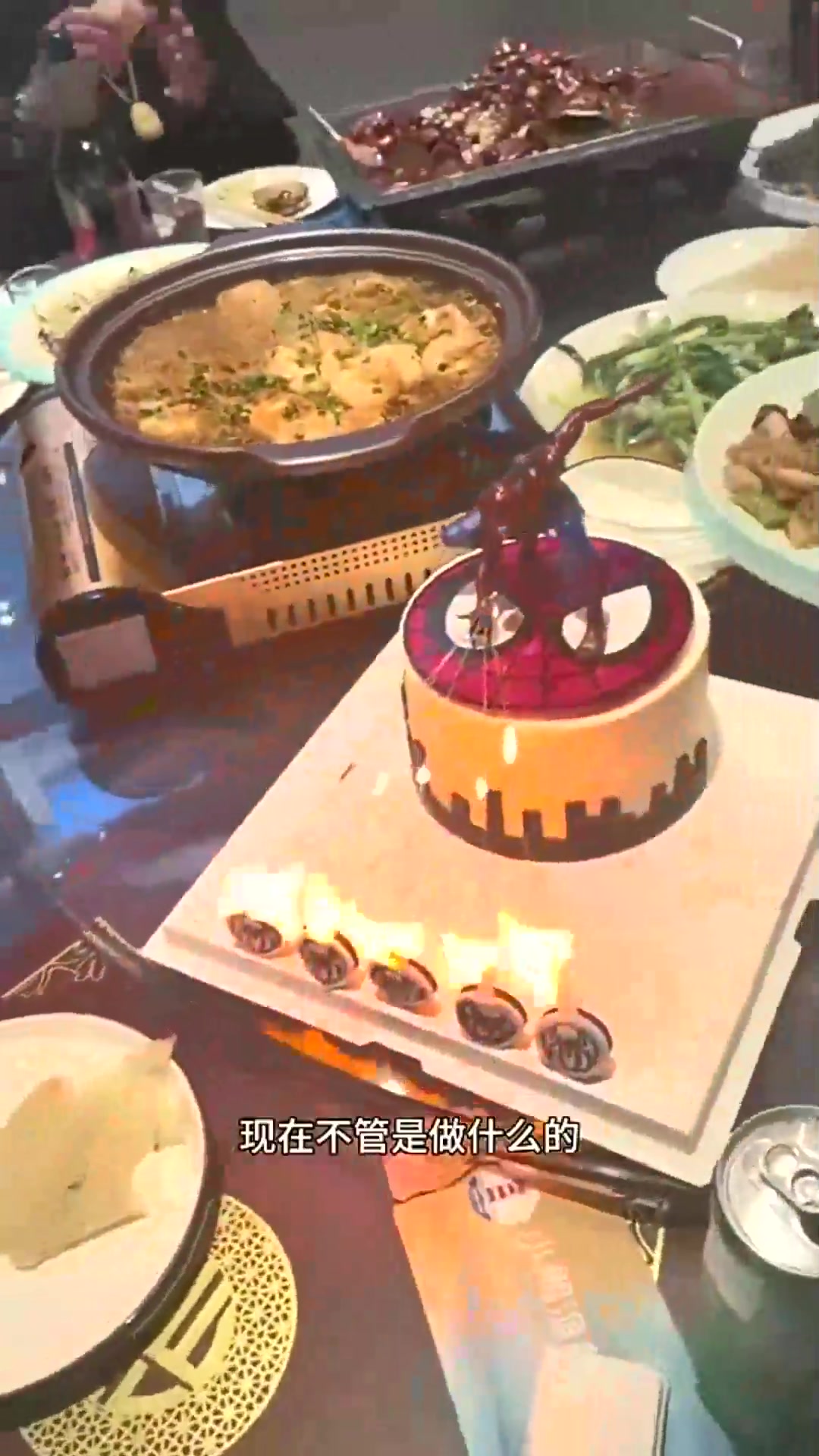  过生日的朋友绝对是位漫威爱好者啊