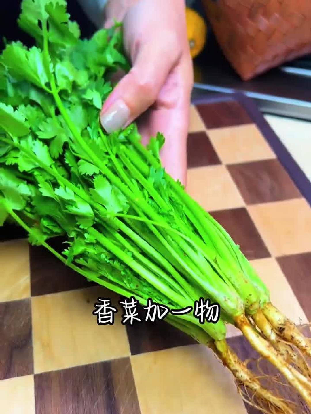 香菜白萝卜汤:一碗养生汤的奇妙功效