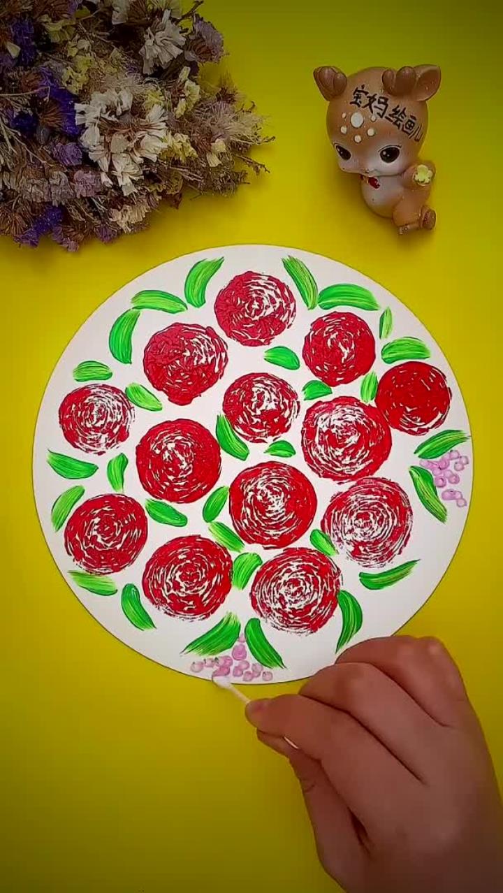 母亲节花束:蔬菜袋吹入空气可以创意玫瑰花哦……水粉画 创意美术 变废为宝手工 画画教
