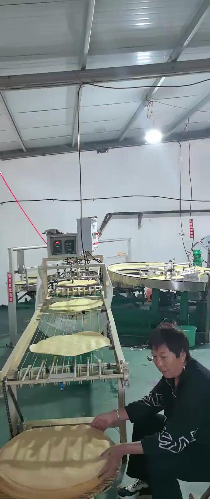 全自动仿手工石磨煎饼机 (1)