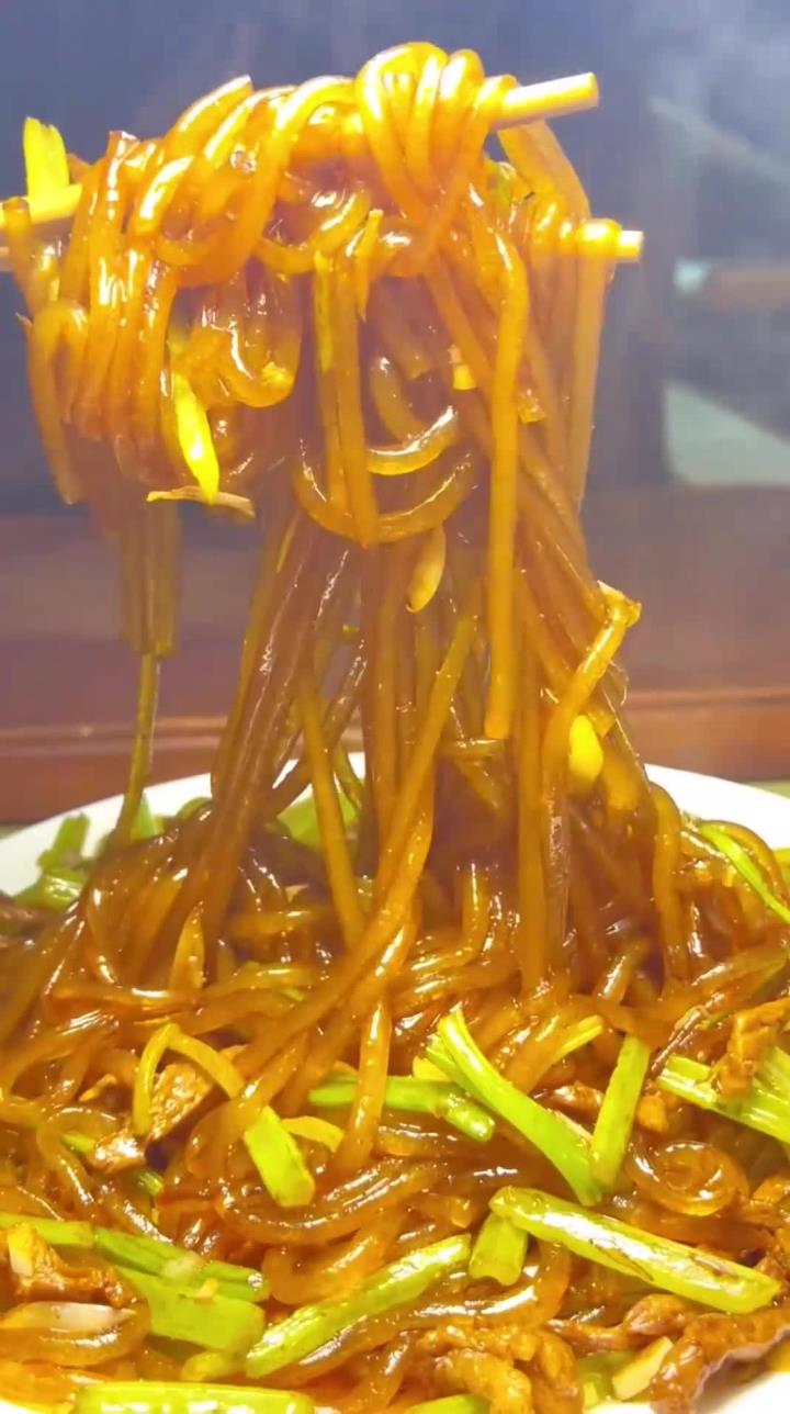 家常菜教程 芹菜粉芹菜粉你会做吗简单好吃一起去学起来吧~