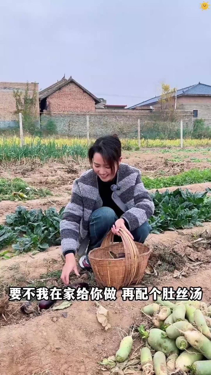 最近非常火的运城炒馍花,还有肚丝汤,教程双上奉上,赶快在家做起来吧,大人孩子都