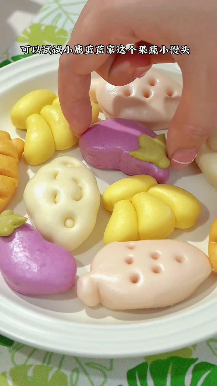 早餐不知道给孩子吃什么？这款卡通馒头好吃又可爱，配料表干净