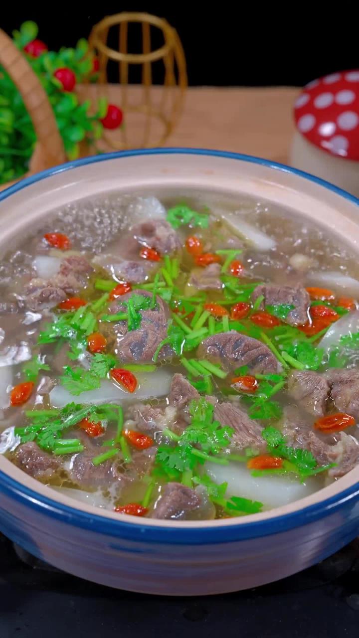夏天多喝牛肉汤,学会我这样做法汤鲜美味肉质鲜嫩～家人好喝到停
