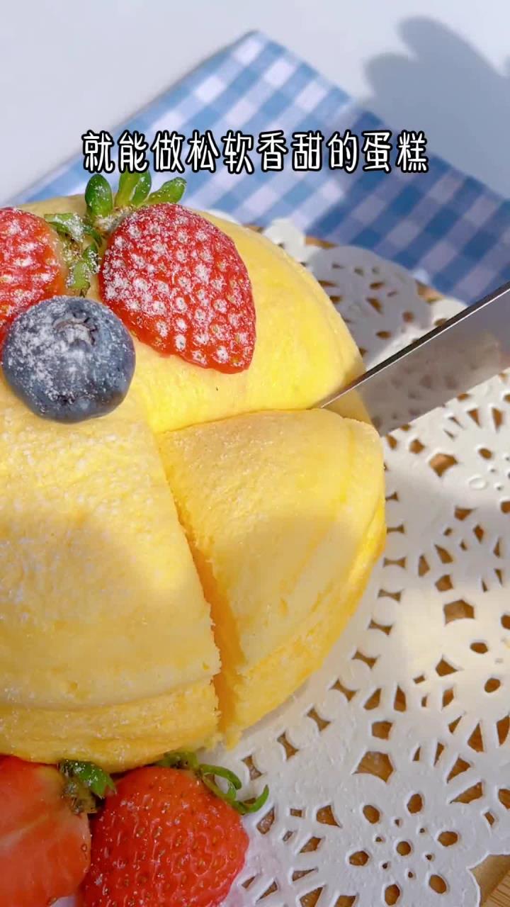 炖锅版的香橙蛋糕，不用烤箱也可以松软香甜，还可以做宝宝 周岁