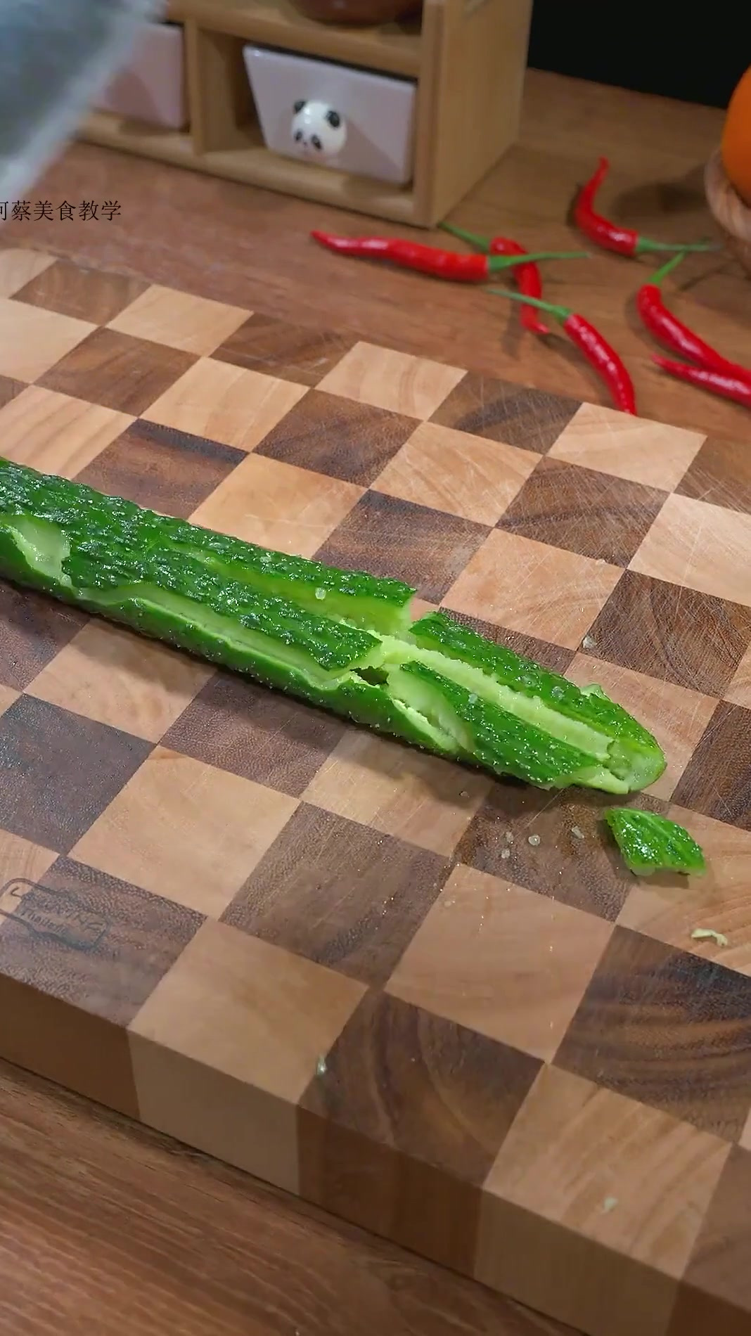 年夜饭做一个好吃的黄瓜拌牛肉 酸辣爽口又解腻!