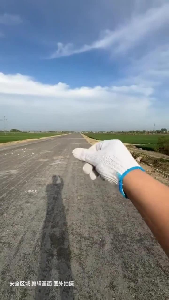 摔炮小男孩 摔炮手工DIY小金鱼摔炮