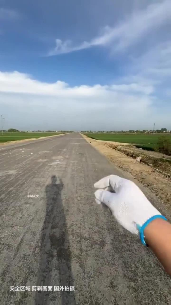 摔炮小男孩 摔炮手工DIY小金鱼摔炮