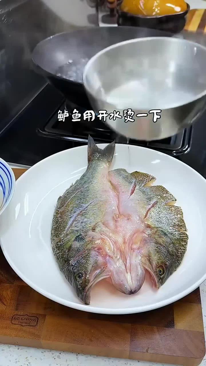 鲈鱼蒸蛋！