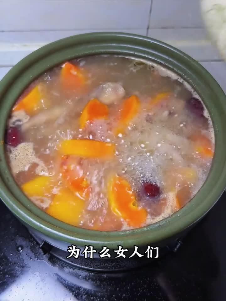 秋日养颜汤：木瓜眉豆鸡脚，滋润暖身又养颜！