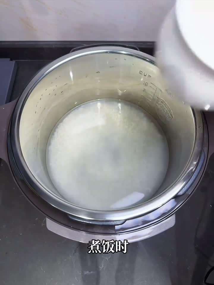 懒人必学!电饭煲搞定三菜一汤,鲜美营养一键搞定