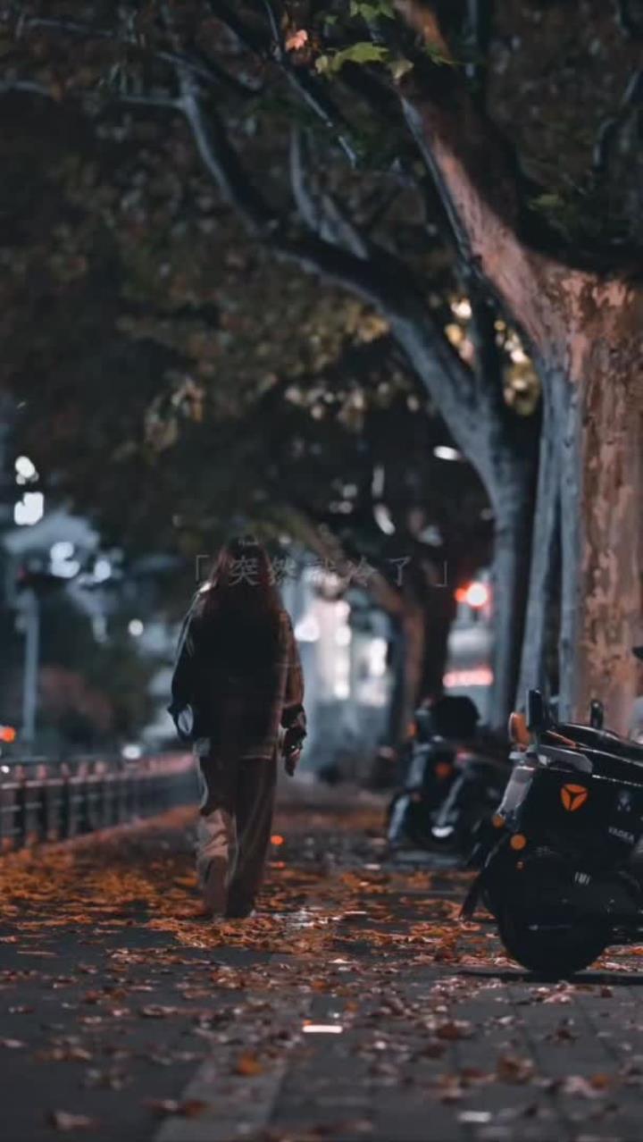 那些藏在奶茶第二杯半价里的心动,是我们才懂的小浪漫