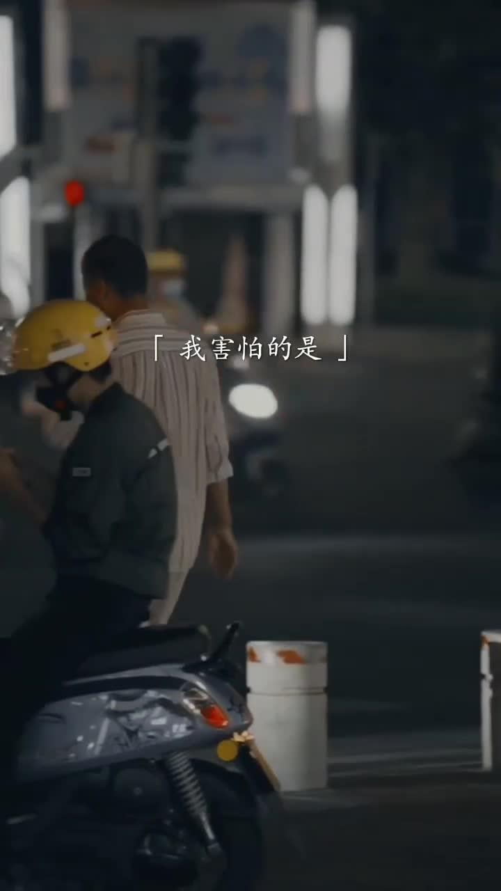 那些藏在生日蛋糕里的蜡烛,是爱情陪你度过的每一个生日