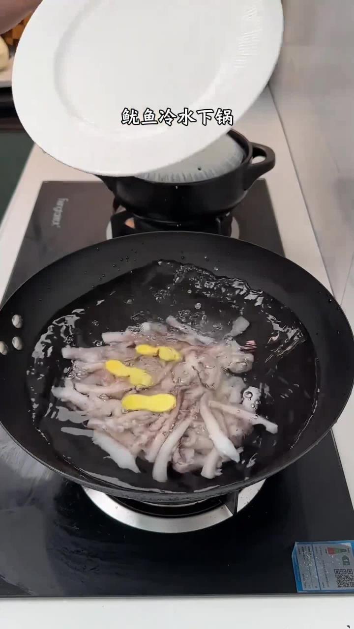 火辣下饭的爆炒干锅菜