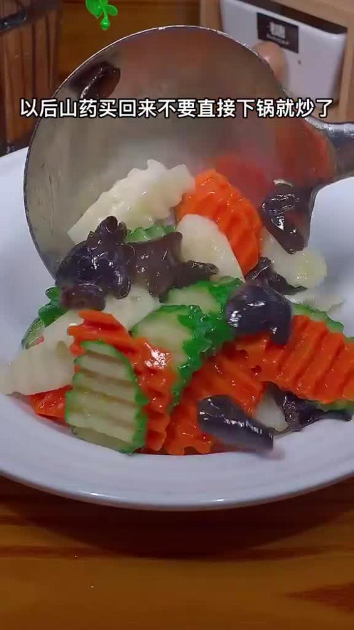 清脆美味的山药炒木耳