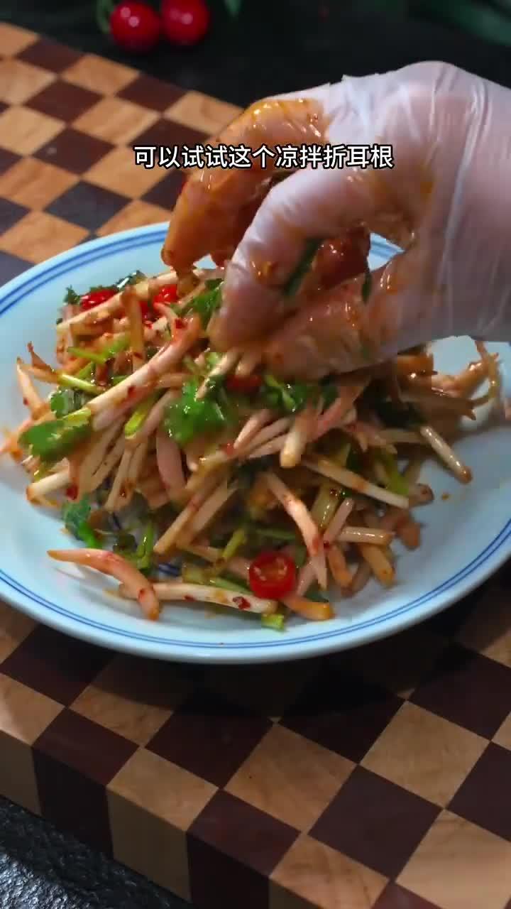 风味独特的凉拌折耳根