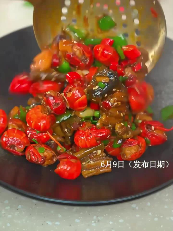 吃龙虾的季节,就这道鳝鱼烧虾球一定要试试,下酒又下饭
