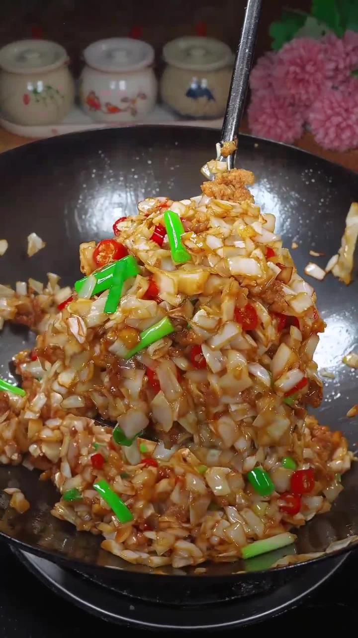 超级下饭的酸泡菜炒肉末
