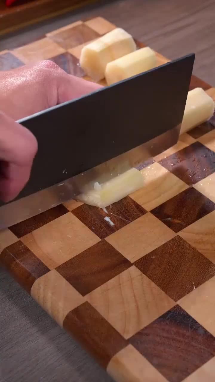 香甜好喝的瓦罐水果汤