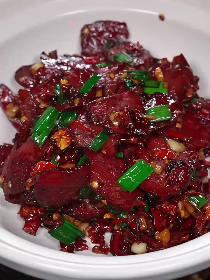 肉质筋道又爽口的腊牛肉,太适合拿来做家常菜了,下酒又下饭