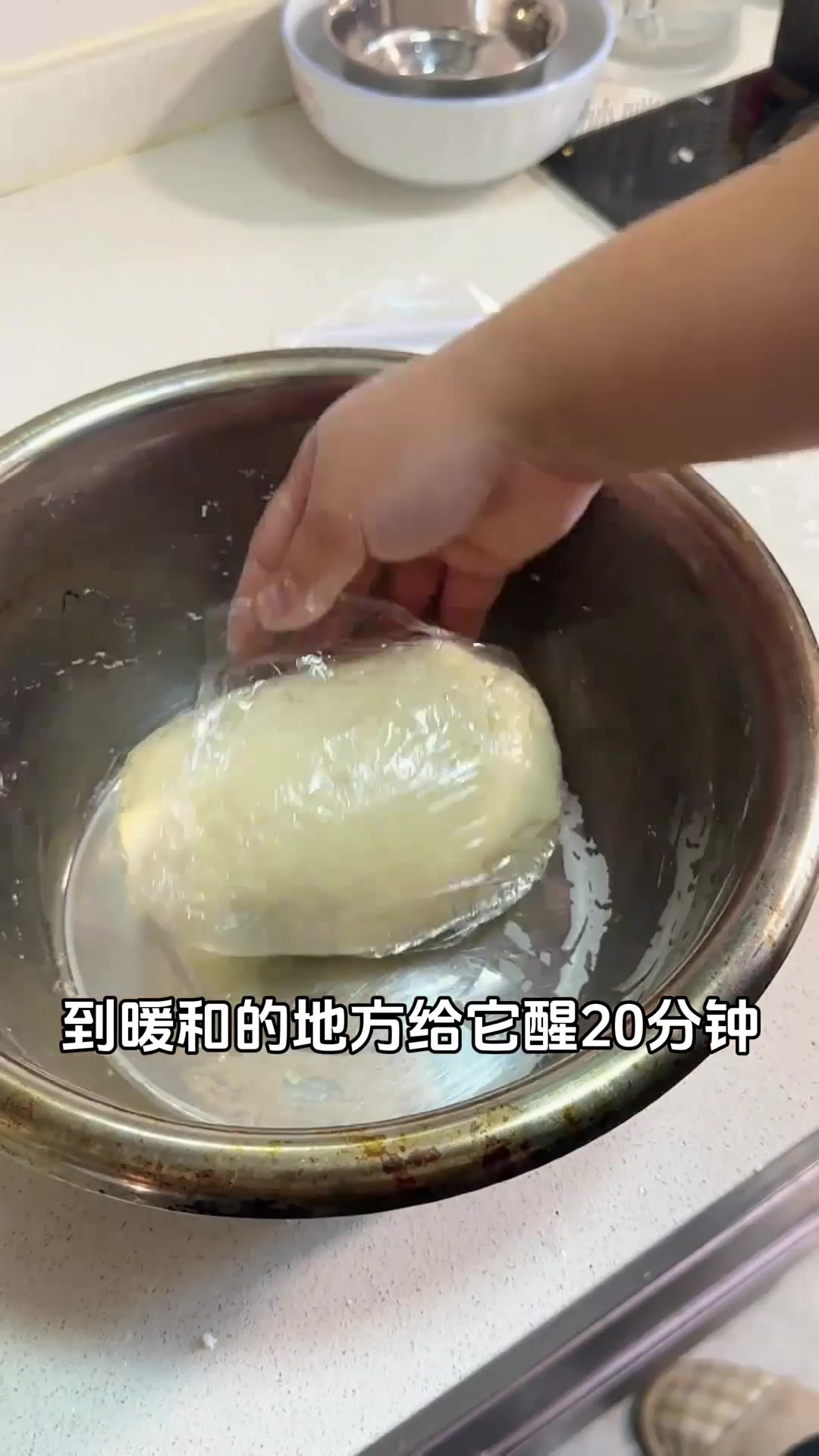 新疆羊肉炒拉条子:一口回魂的香辣传奇!