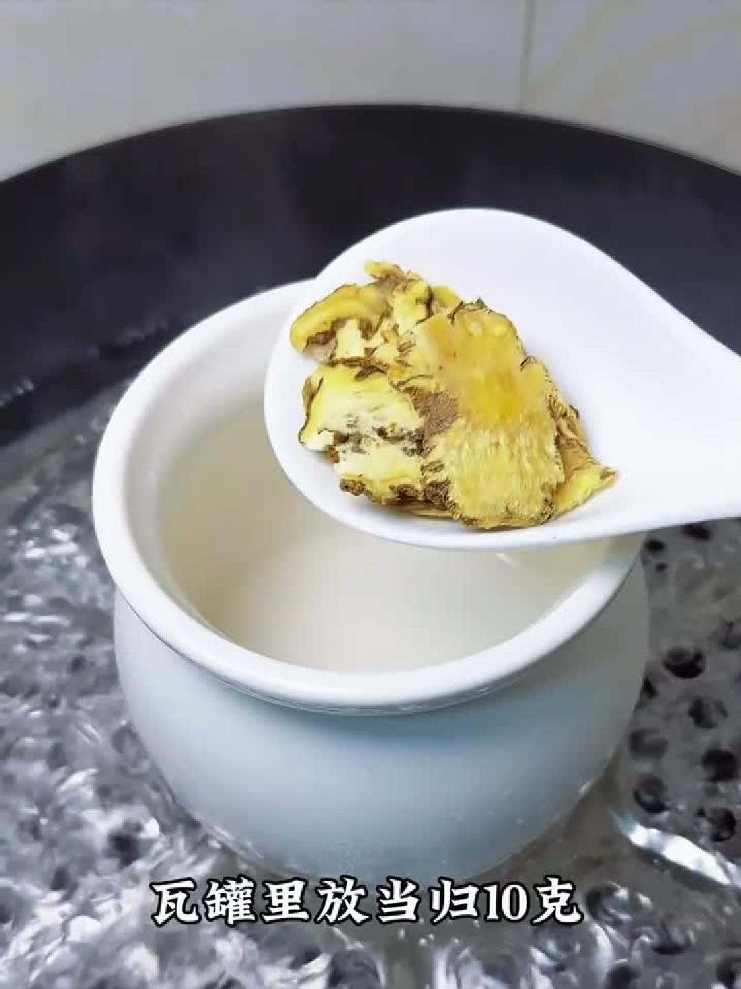 羊肚菌排骨汤太香了,孩子一口气喝了三碗,营养又美味!