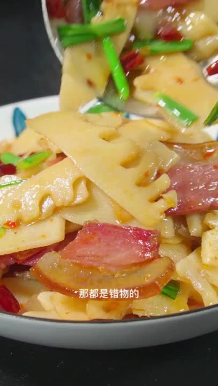 湘菜腊肉炒春笋做法,鲜香美味,快来学!