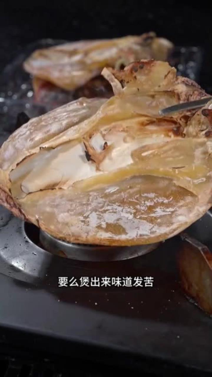 墨鱼汤怎么炖才好喝？详细教程，汤鲜味美不发苦！